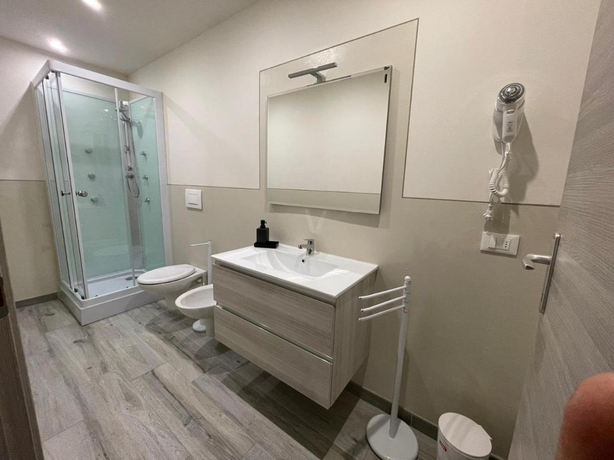 Rent Room Iacopo คาปานโนริ ภายนอก รูปภาพ
